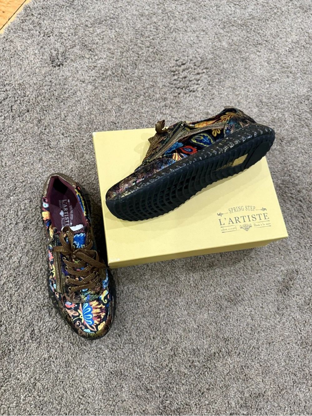 L’Artiste Shoes - Picture 3 of 4